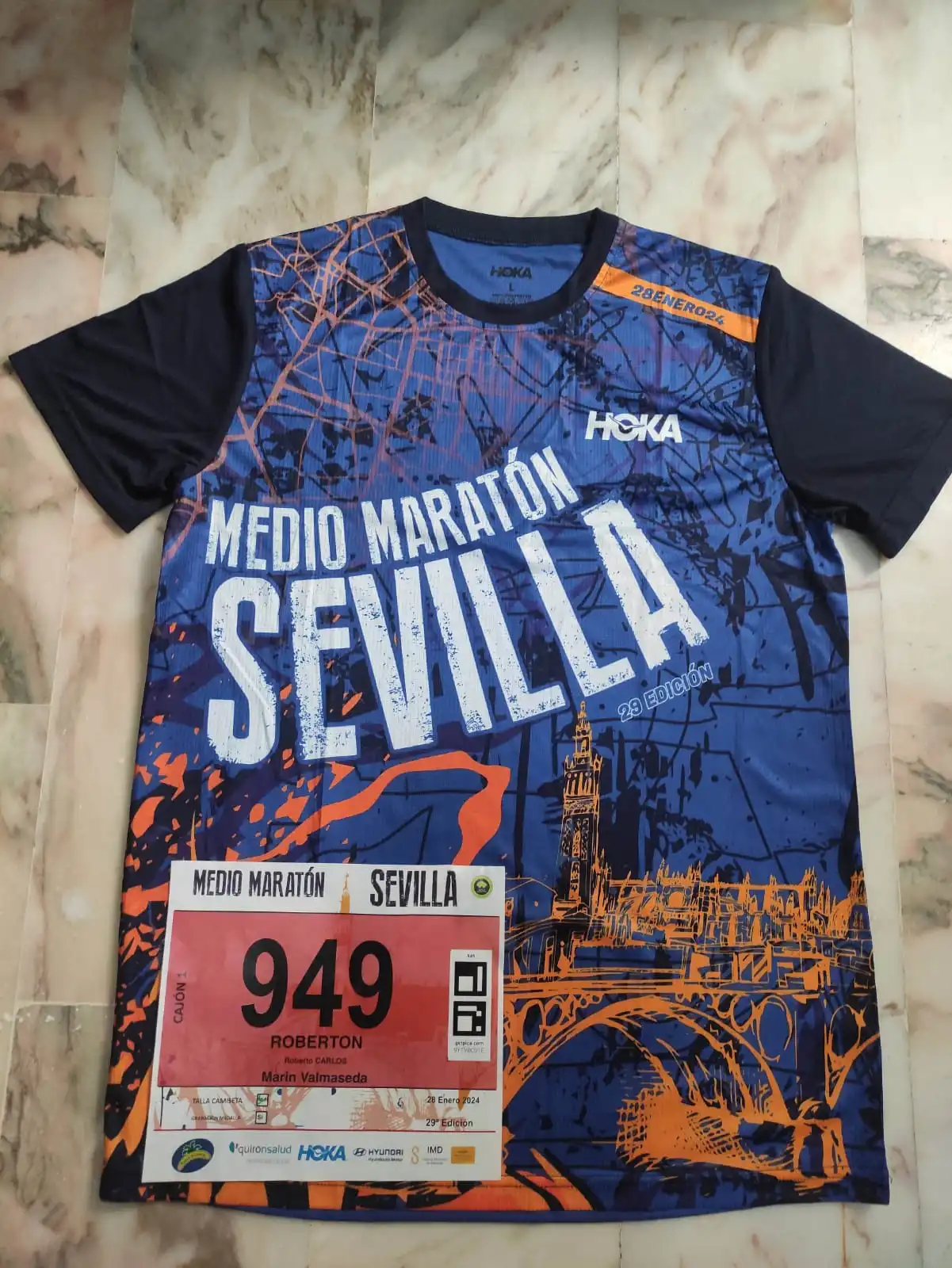 camiseta robe media maraton sevilla 2024 camiseta robe media maraton sevilla 2024