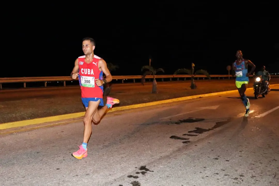 Fotos Ronnei Maratón Varadero 2024 Fotos Ronnei Maratón Varadero 2024